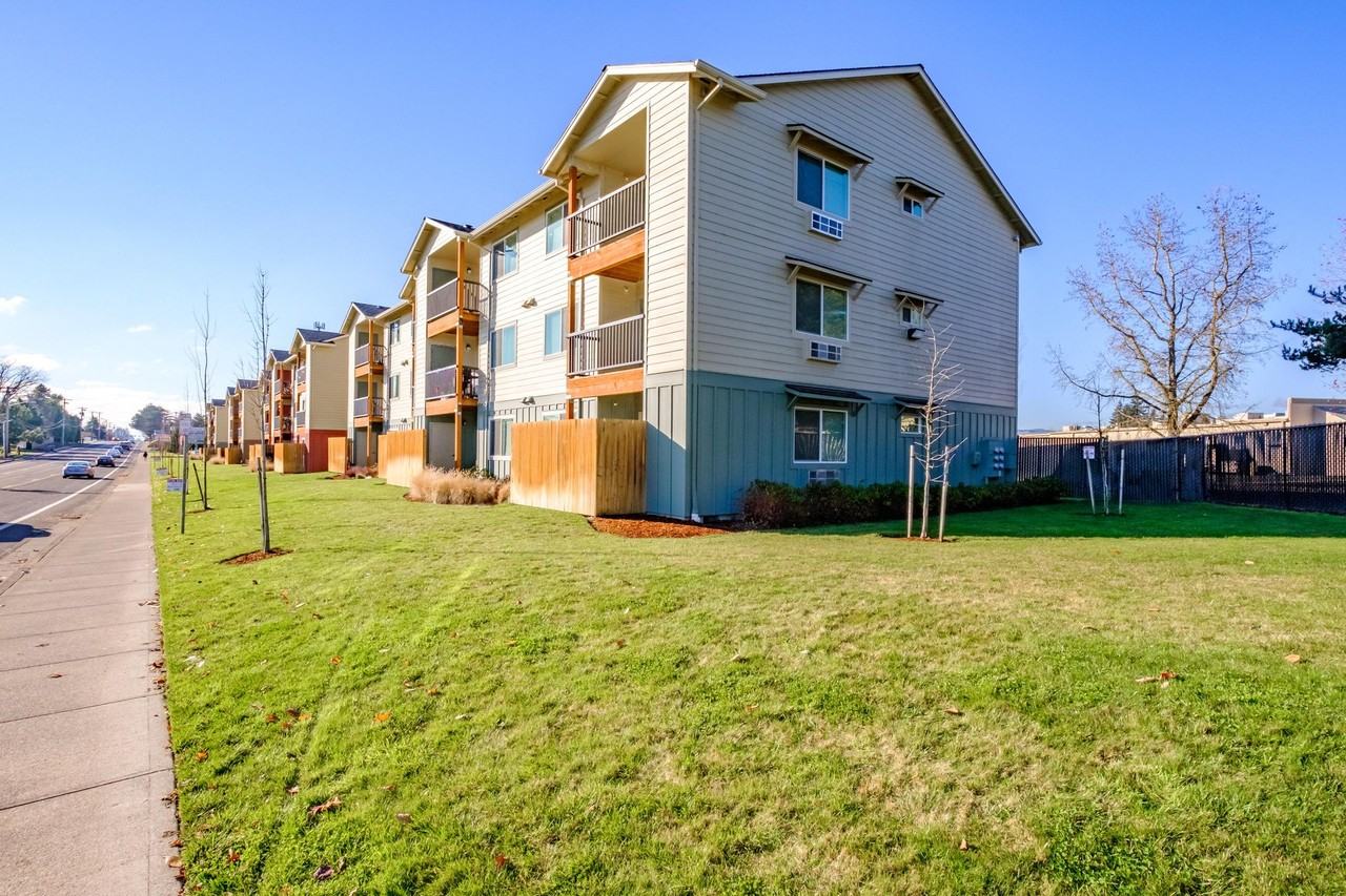 Lafayette Place Apartments - Photo 4 of 50