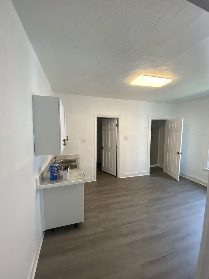 1620 Mack Ave #1622 - Photo 5 of 13