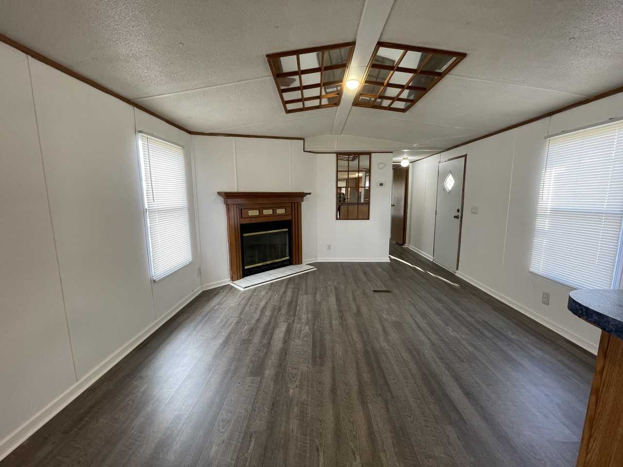 Brunmore Cir #1314 - Photo 2 of 11