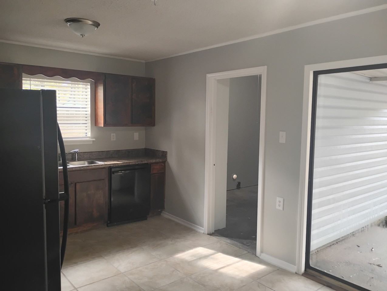 5564 Springer Ct #1 - Photo 3 of 7