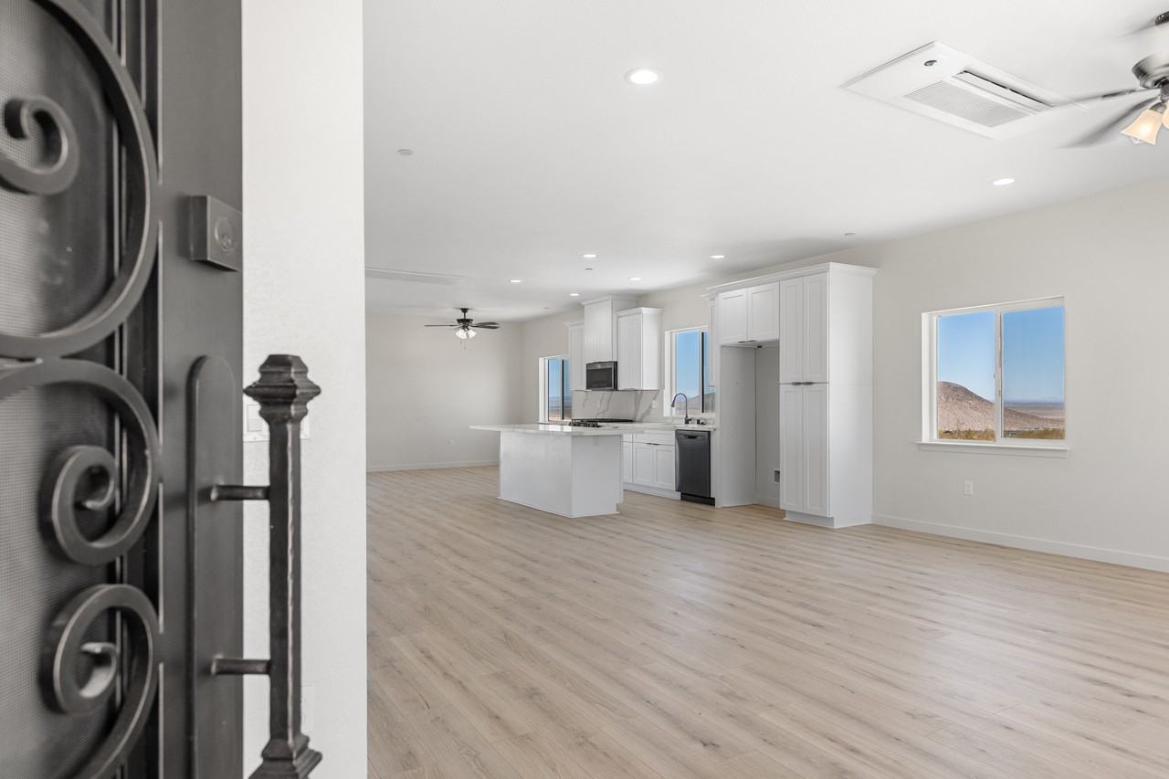 10201 Crest Road #1 - Photo 4 of 20