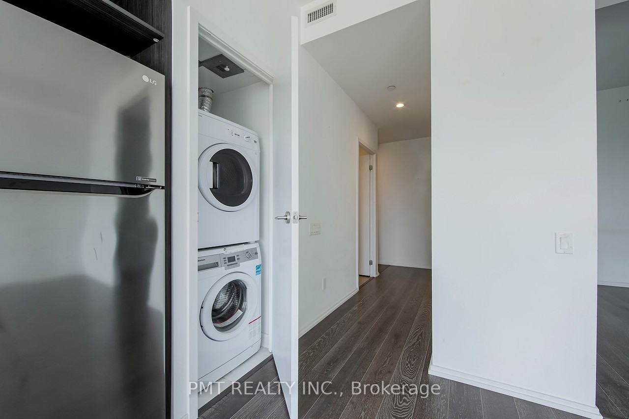 68 Core Condos #2001 - Photo 5 of 12