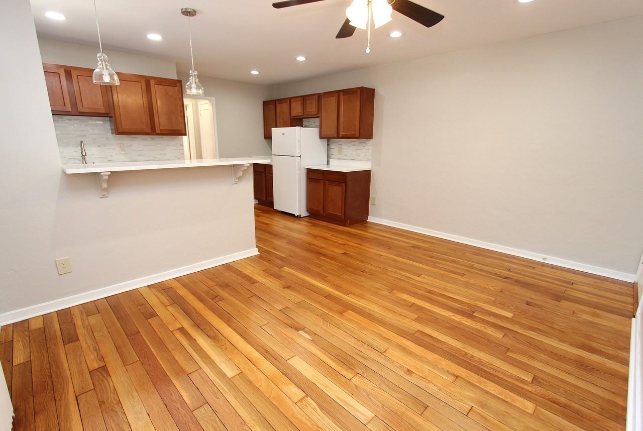 5615 ELLSWORTH AVENUEAPT E-14 #E14 - Photo 2 of 11