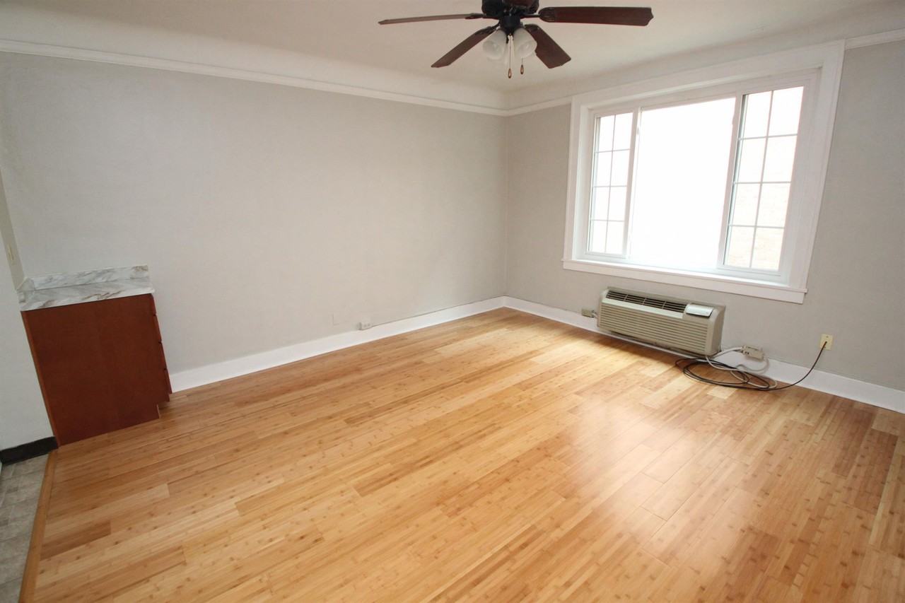 4629 BAYARD STREETAPT 202 #202 - Photo 2 of 6