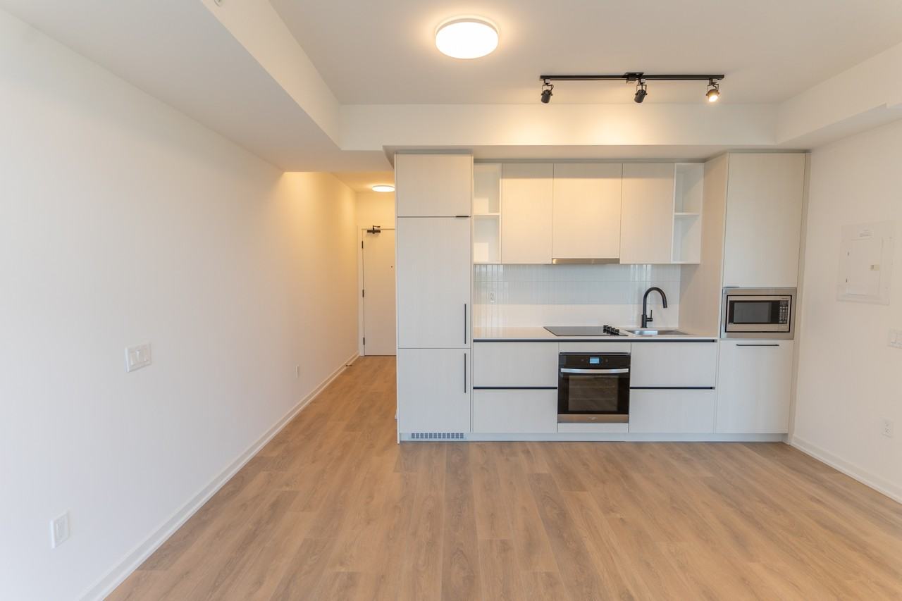 1285 Galleria Blk 5 Tower A #1405 - Photo 5 of 15