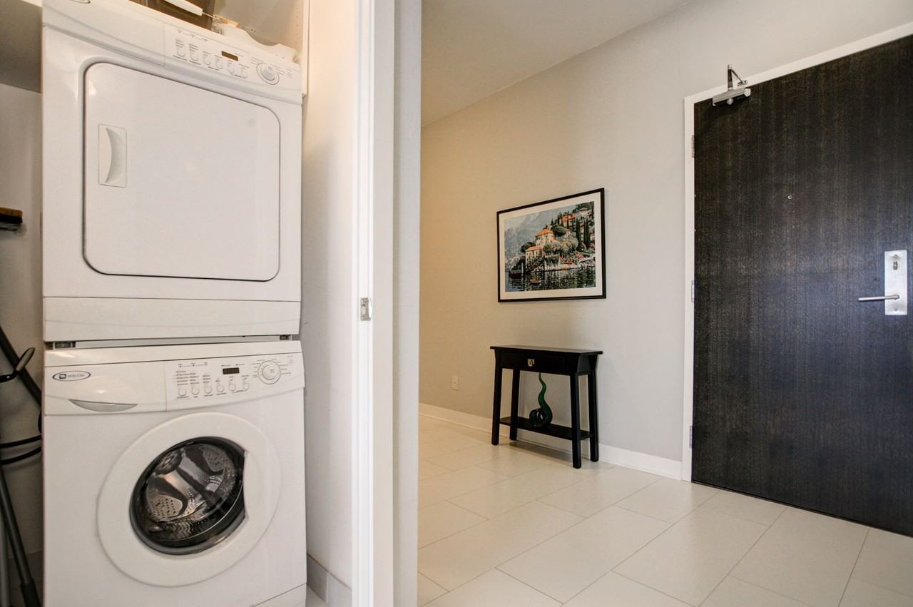 156 Residential Condominium #402 - Photo 4 of 16