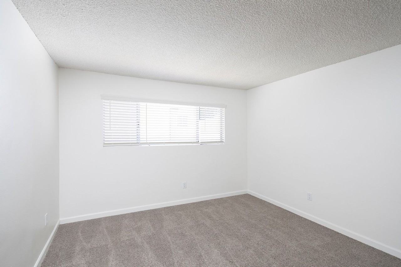 Fountain Estates Apartments - Photo 5 of 25