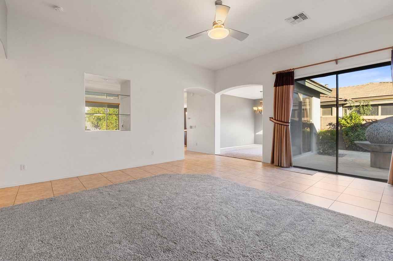 474 W Seagull Dr - Photo 7 of 34