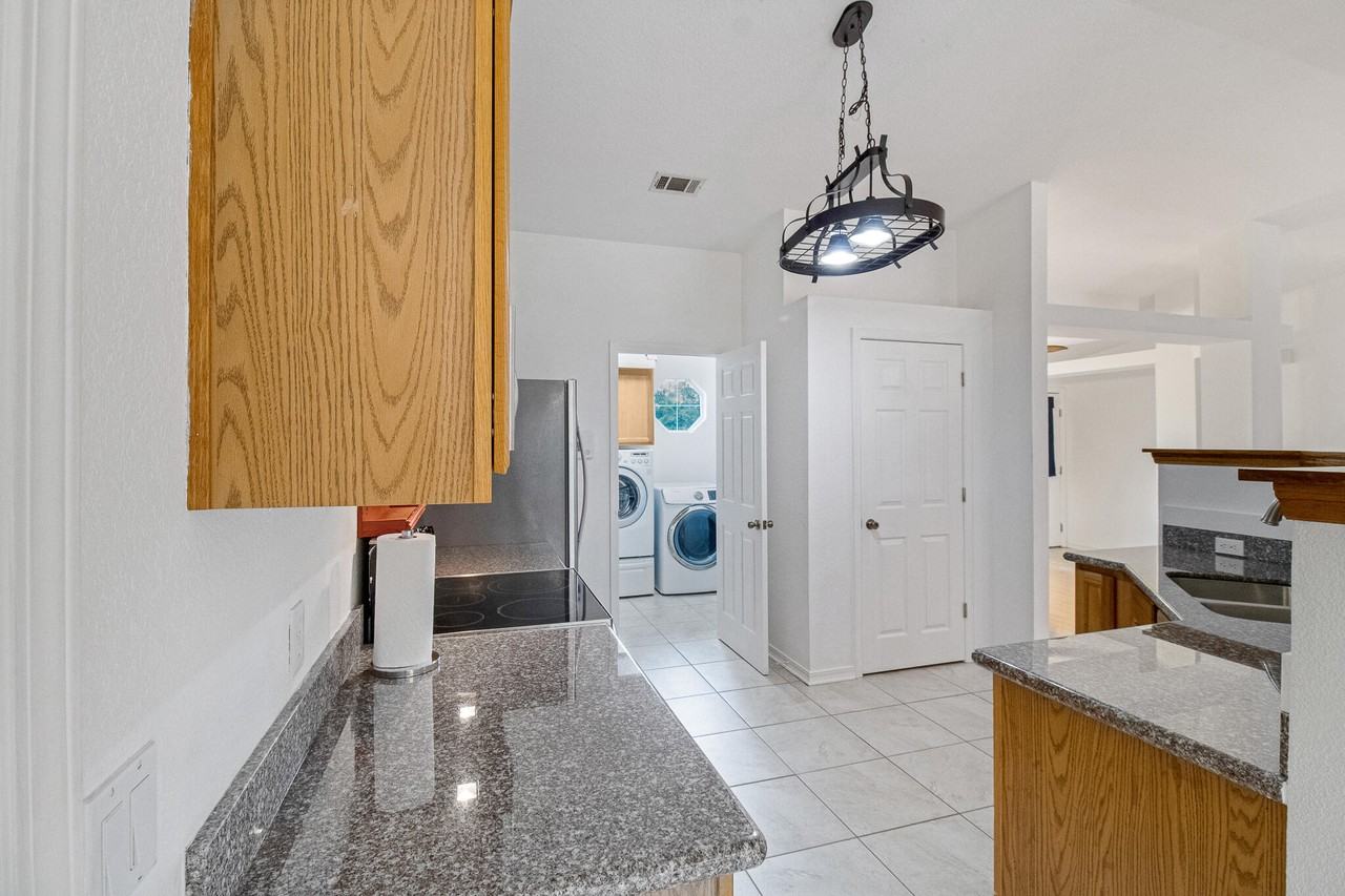 6530 Longview St #1 - Photo 4 of 10