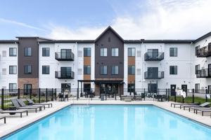 featured image of 325 33rd St W