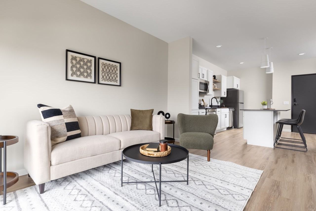 Current 33 - Photo 7 of 50