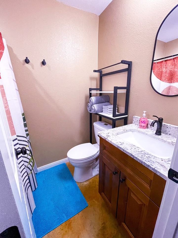 1108 N 9th St #1 - Photo 5 of 10