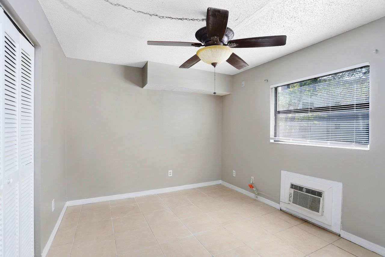 2142 Bradford Street - 1Unit 303 #1 - Photo 6 of 9