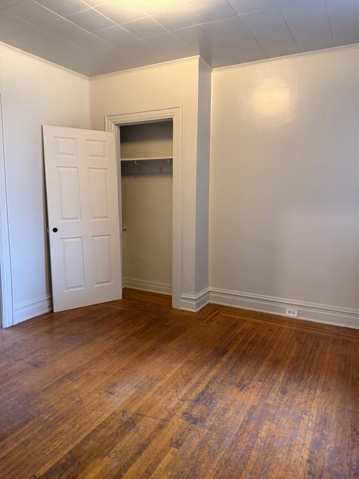 326 W Philadelphia St #2 - Photo 4 of 10