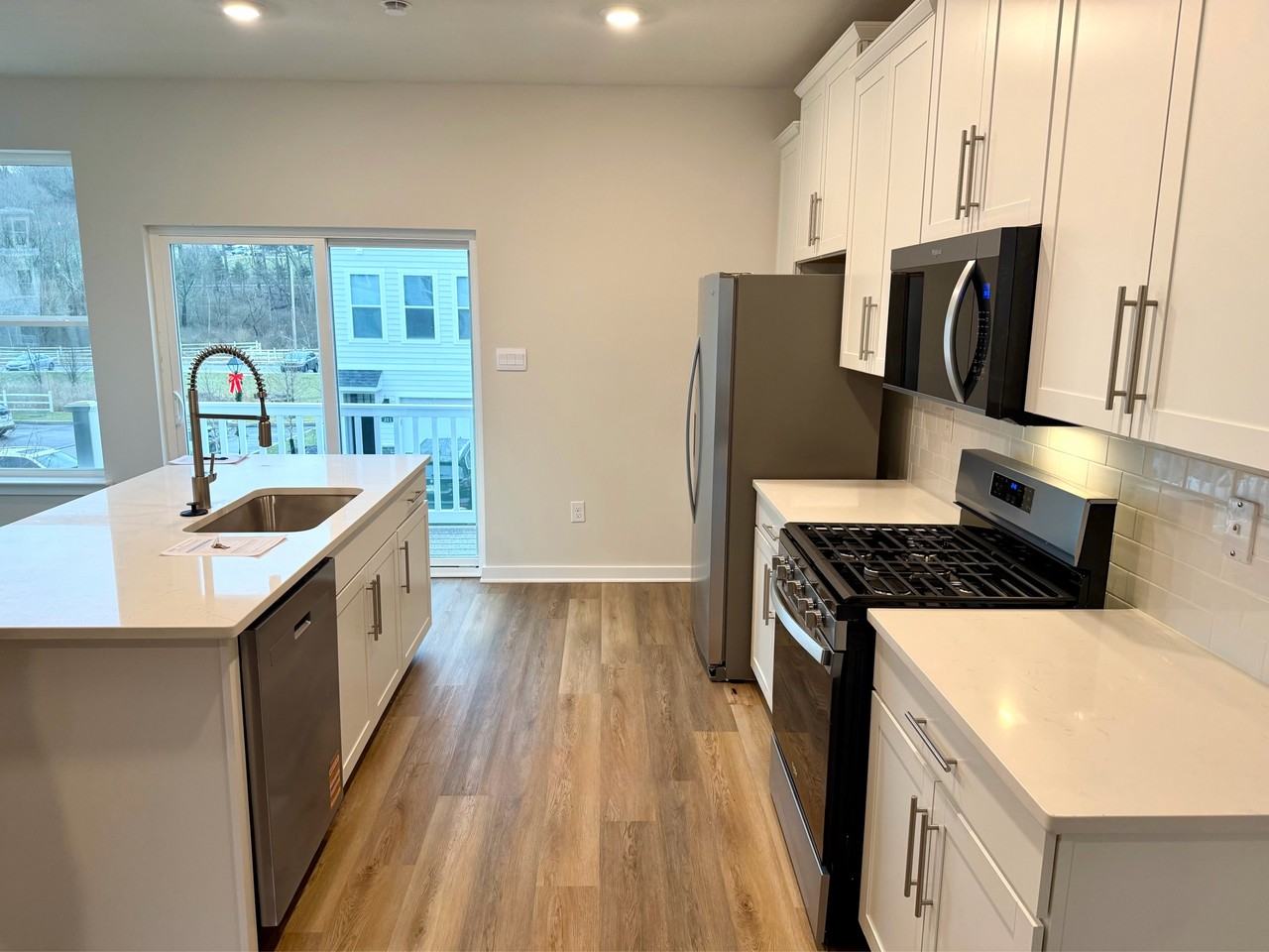 531 Cooper St #1 - Photo 5 of 22