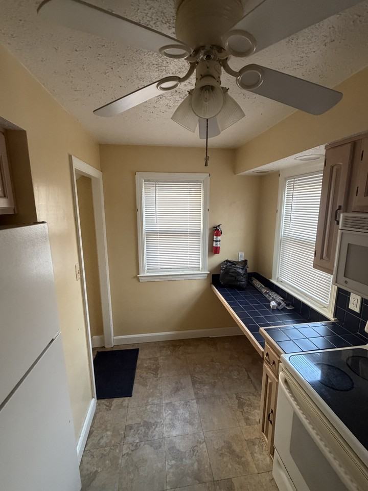 4177 Ellison Rd #1 - Photo 6 of 10