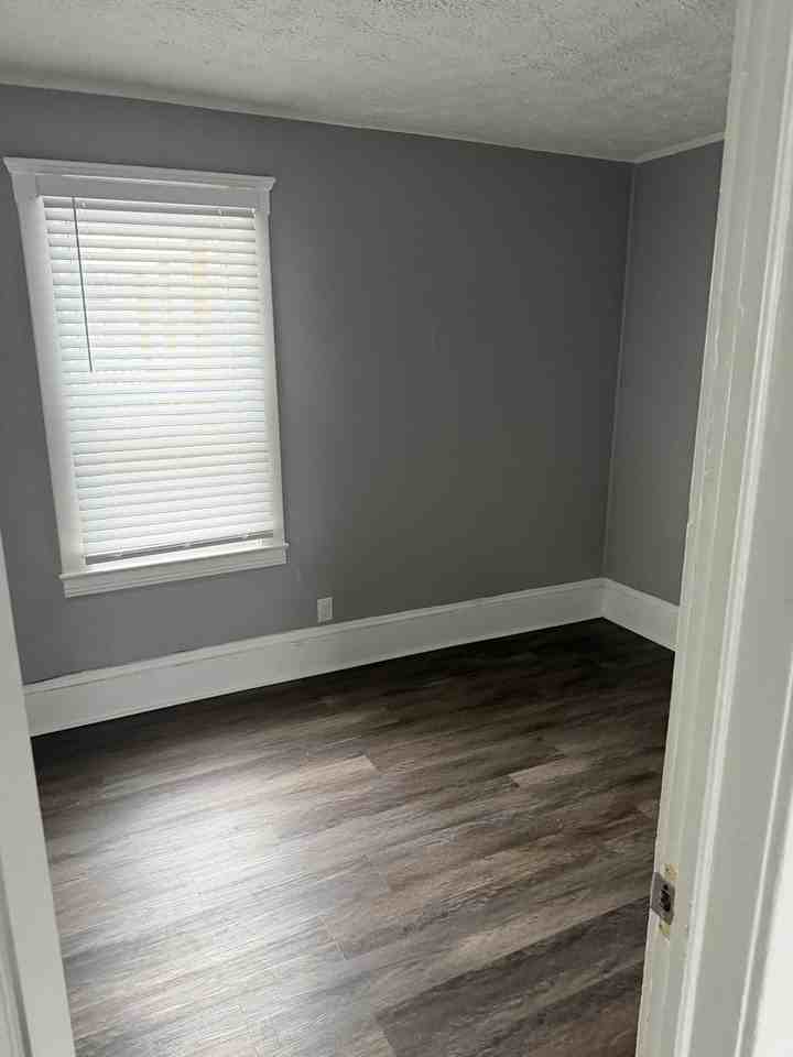 3694 E 57th St #3 - Photo 4 of 8