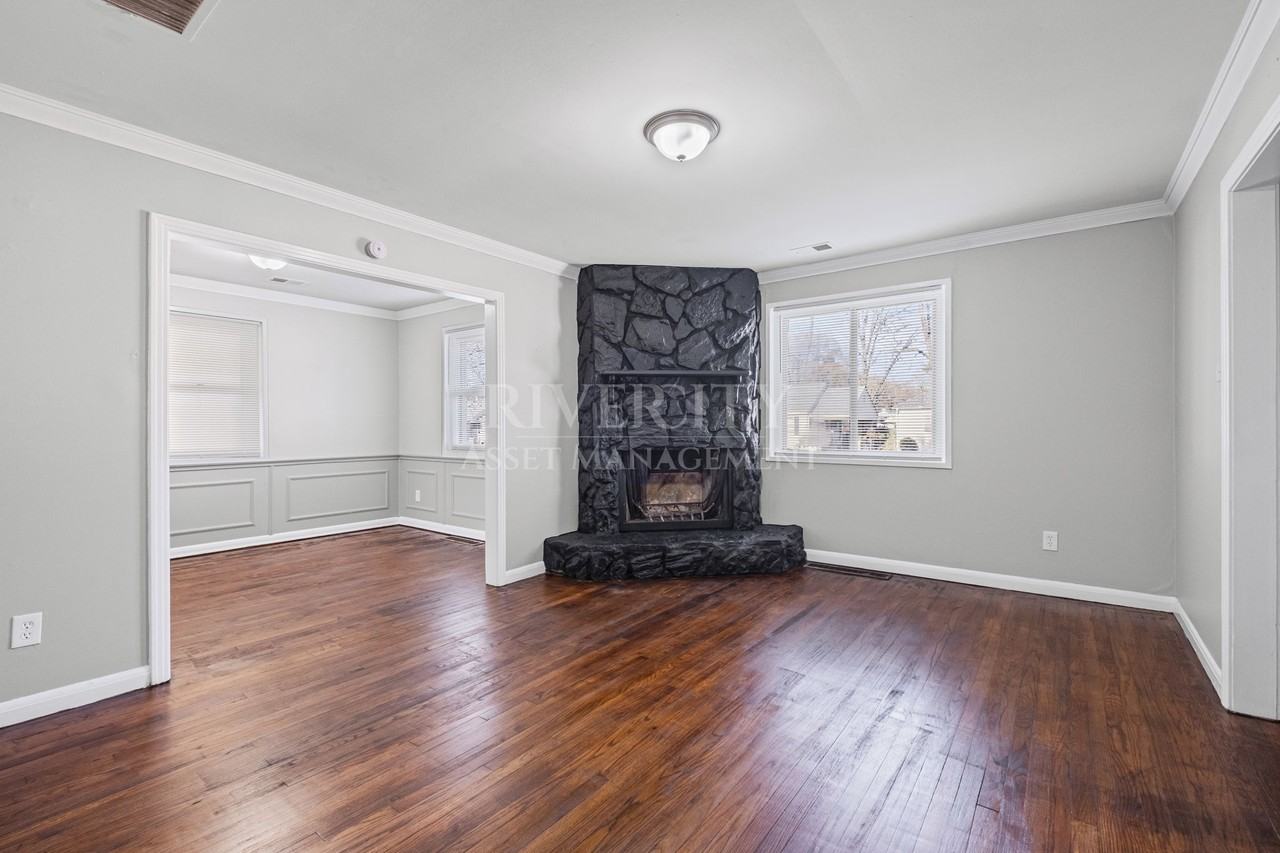 4229 Vann Ave #1 - Photo 6 of 18