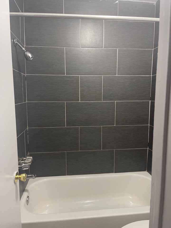 Utilities included! $500 moves you in. Restrictions apply* - Photo 5 of 31