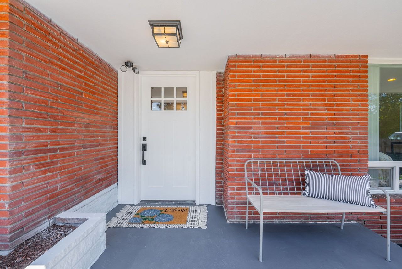 1339 Garrison Ave #A - Photo 4 of 45