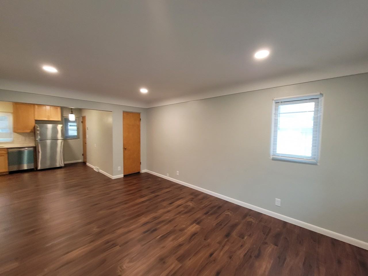 1319 W 5th St #1 - Photo 3 of 24