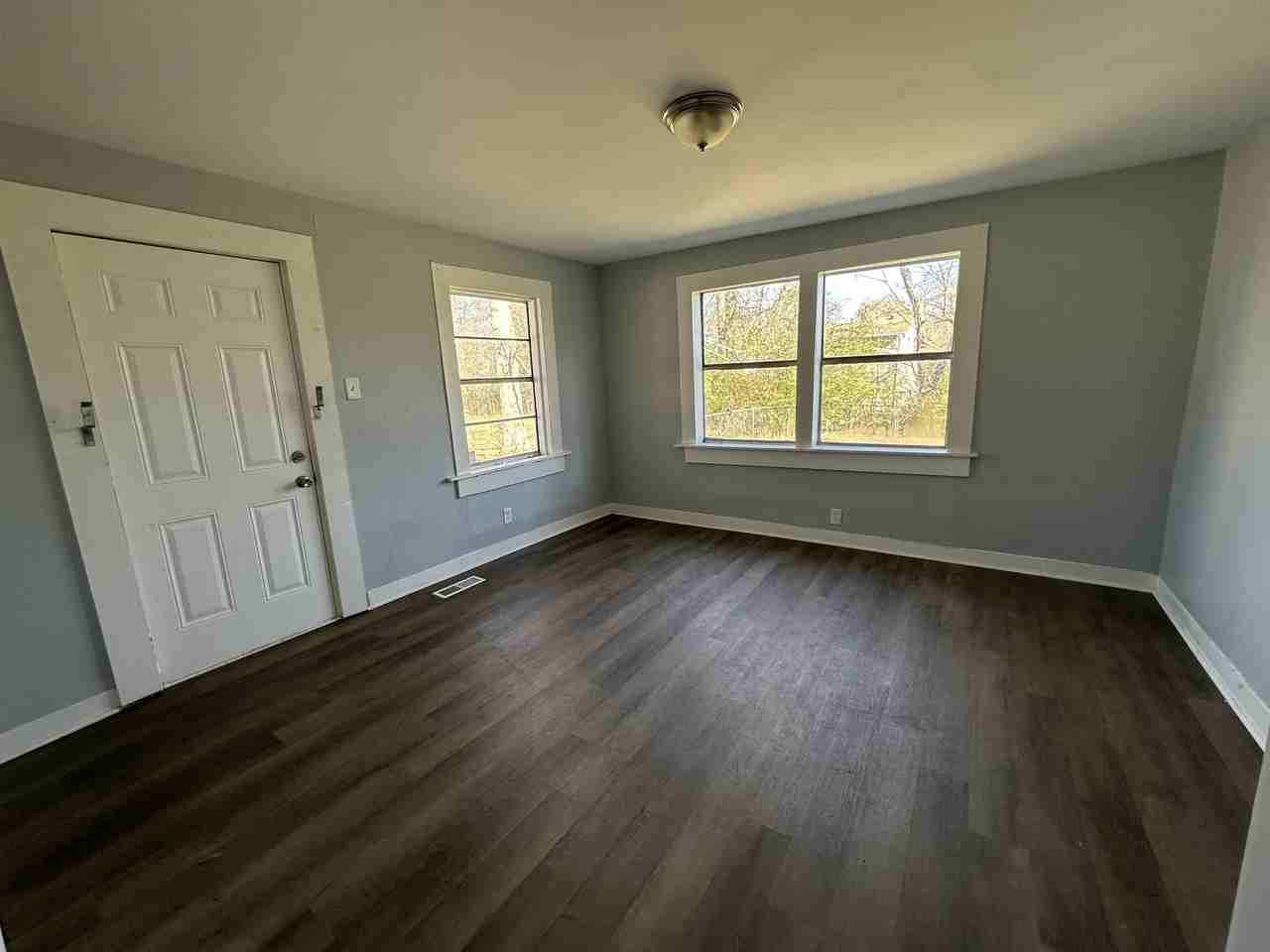 5517 Sugar Ray Dr #1 - Photo 3 of 17