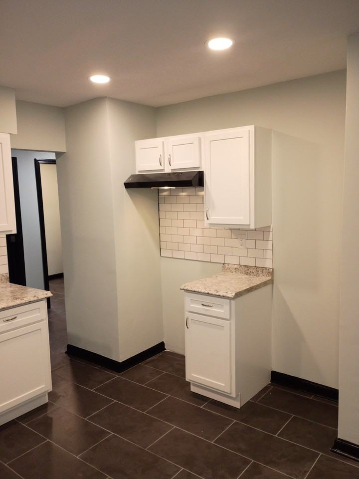 2392 Zanone Ave #1 - Photo 4 of 16