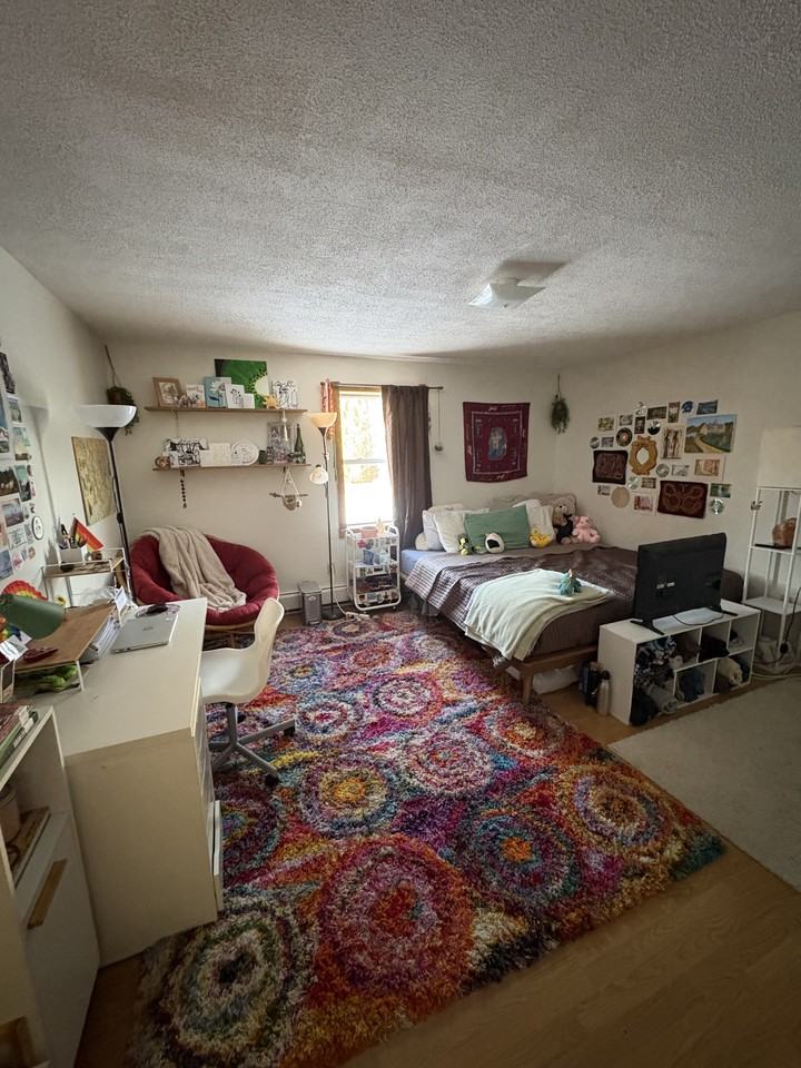 204 Belchertown Rd #1 - Photo 5 of 17