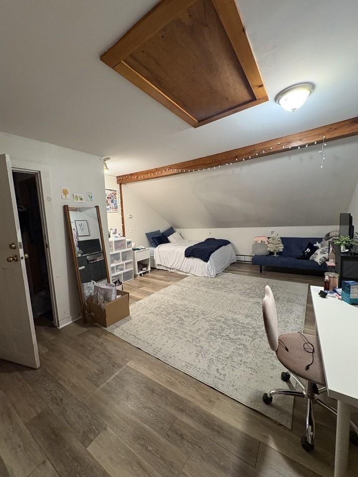 109 Pelham Rd #1 - Photo 7 of 14