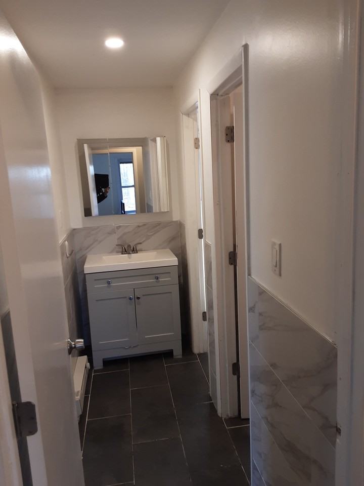 13 Rock Ridge Ave #1 - Photo 5 of 10