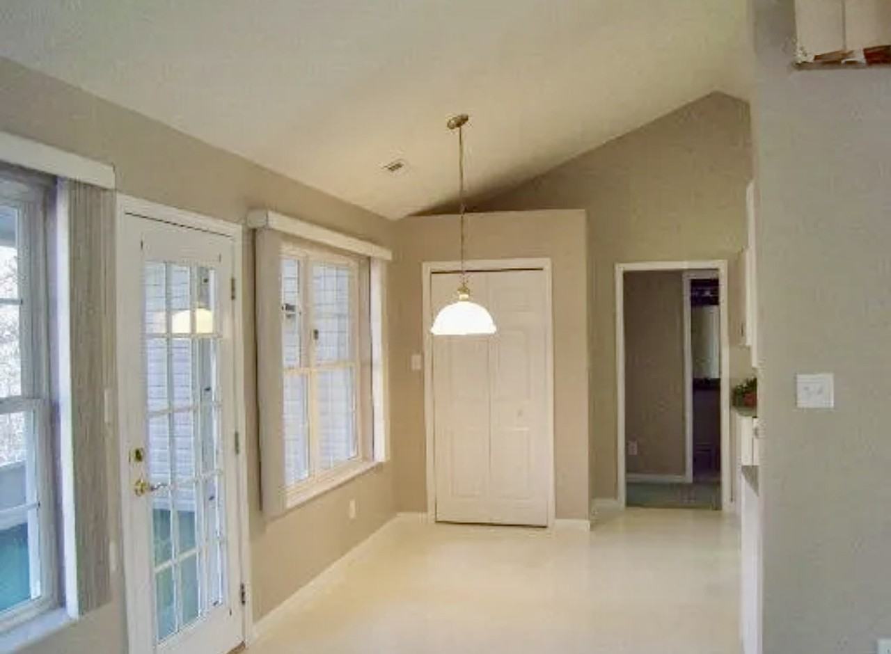 159 Daleyuhski Way #1 - Photo 3 of 5