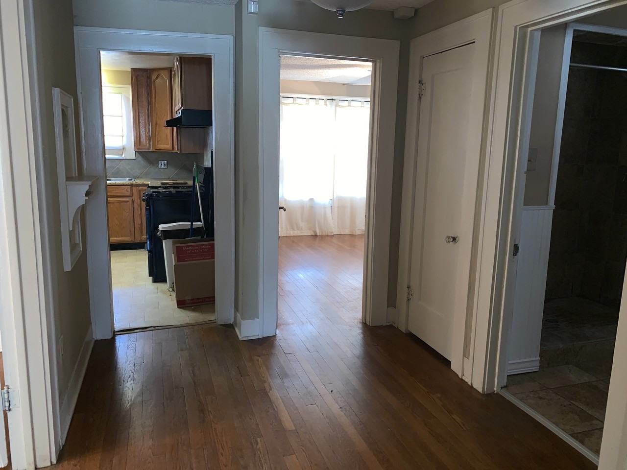 2708 22nd St - Photo 6 of 13