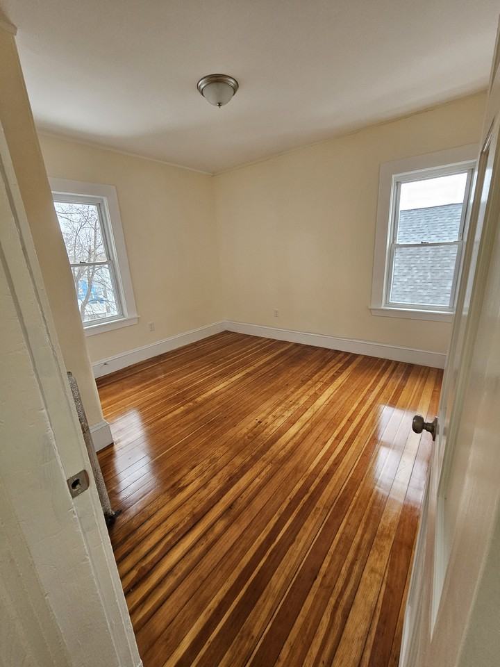 50 Wheatland Ave #3 - Photo 4 of 6