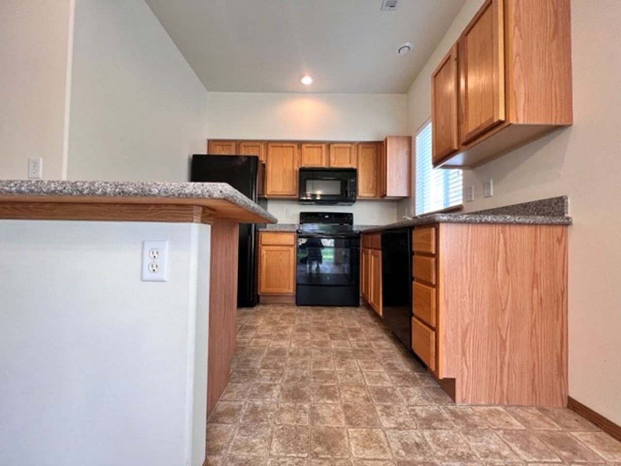 Wilson - 1927 - Photo 5 of 16