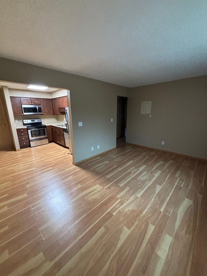 730 Michael - Photo 3 of 8