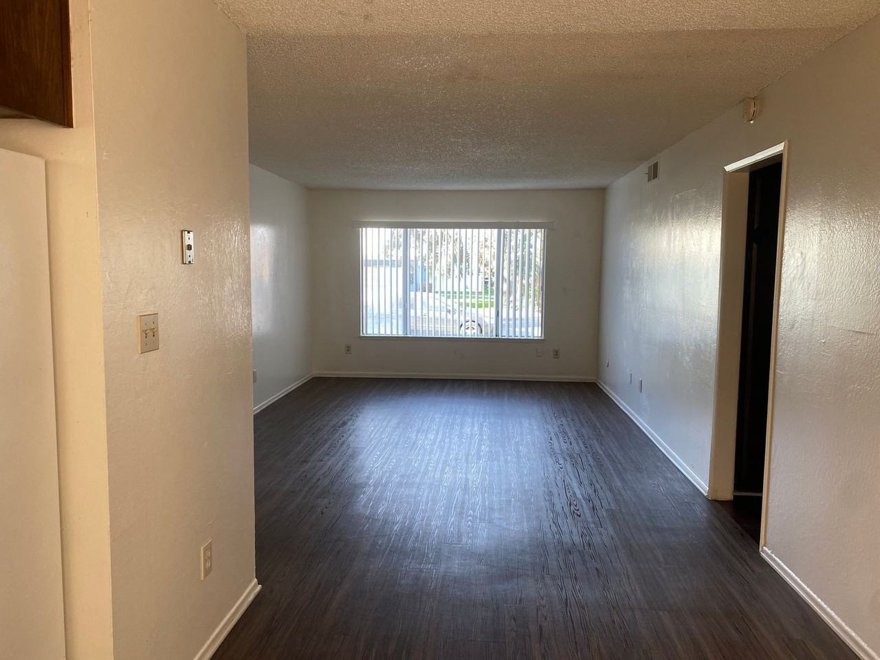 1001 W. Columbus St - Photo 4 of 28