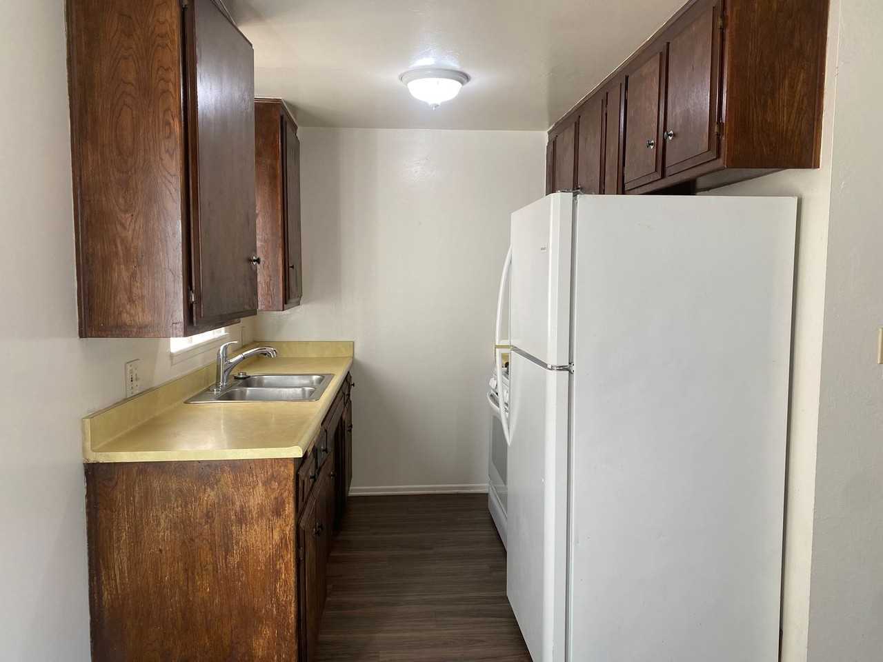 1001 W. Columbus St - Photo 5 of 28