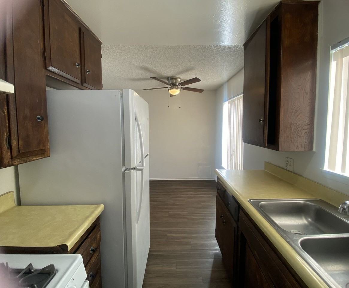 1001 W. Columbus St - Photo 6 of 28