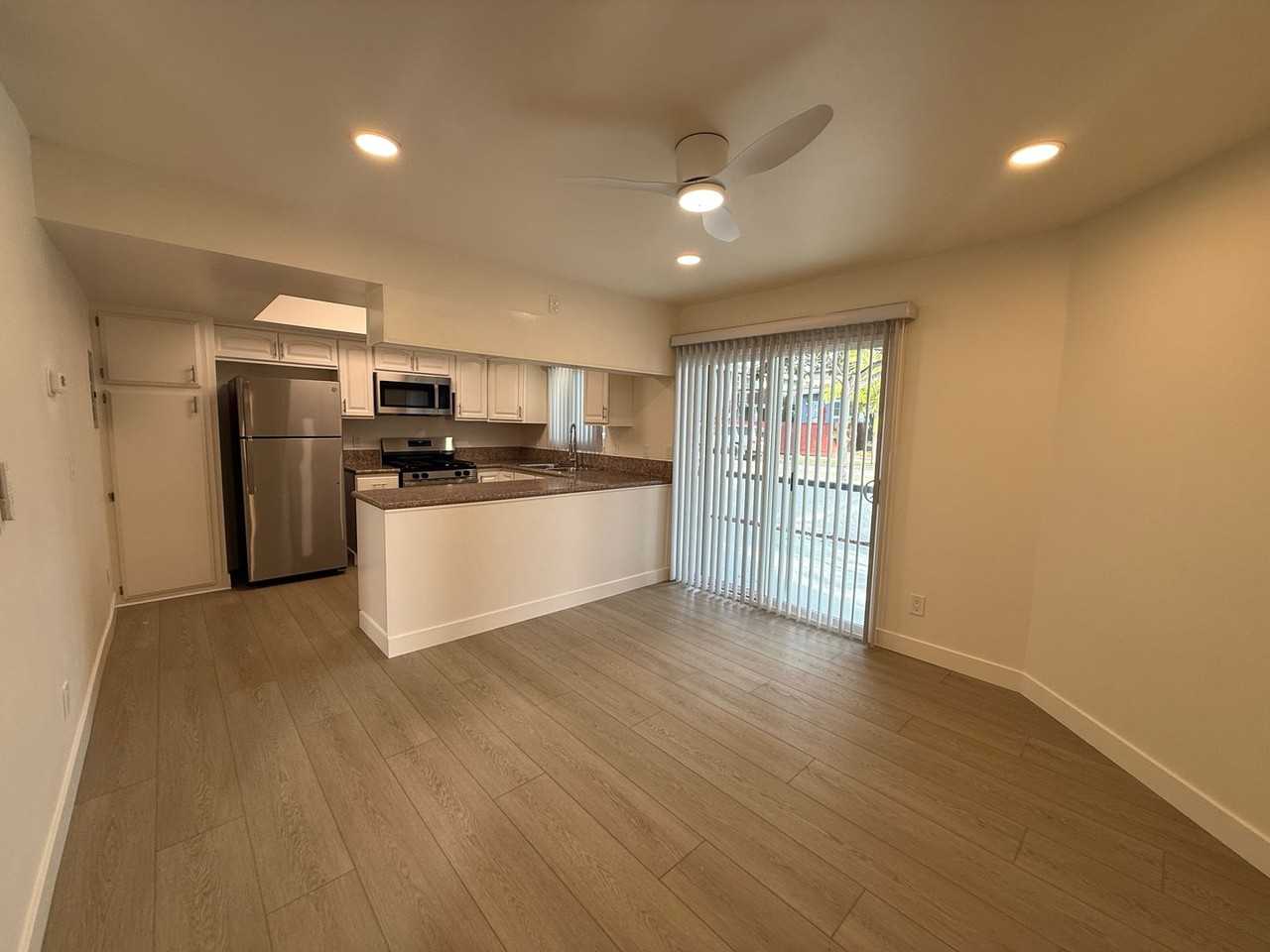 7th225 - Photo 5 of 27