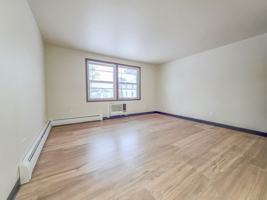 featured image of 207 Fort Howard Ave