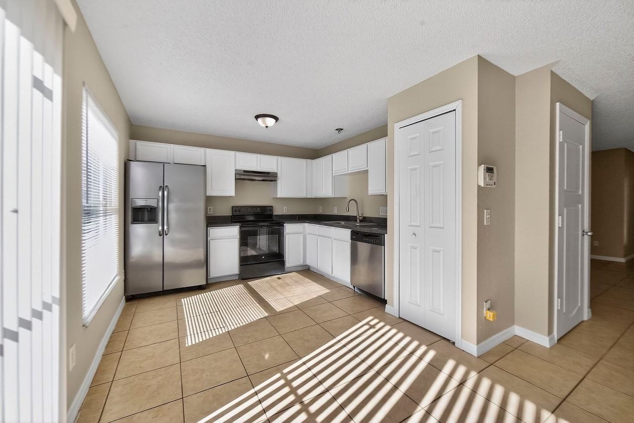 5330 Yaupon St - Photo 4 of 14