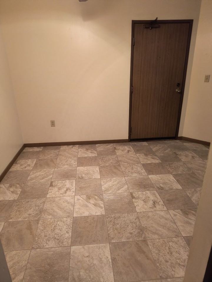 Glacier Valley Estates - Photo 3 of 29