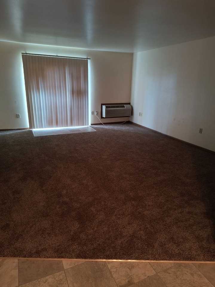 Glacier Valley Estates - Photo 6 of 29