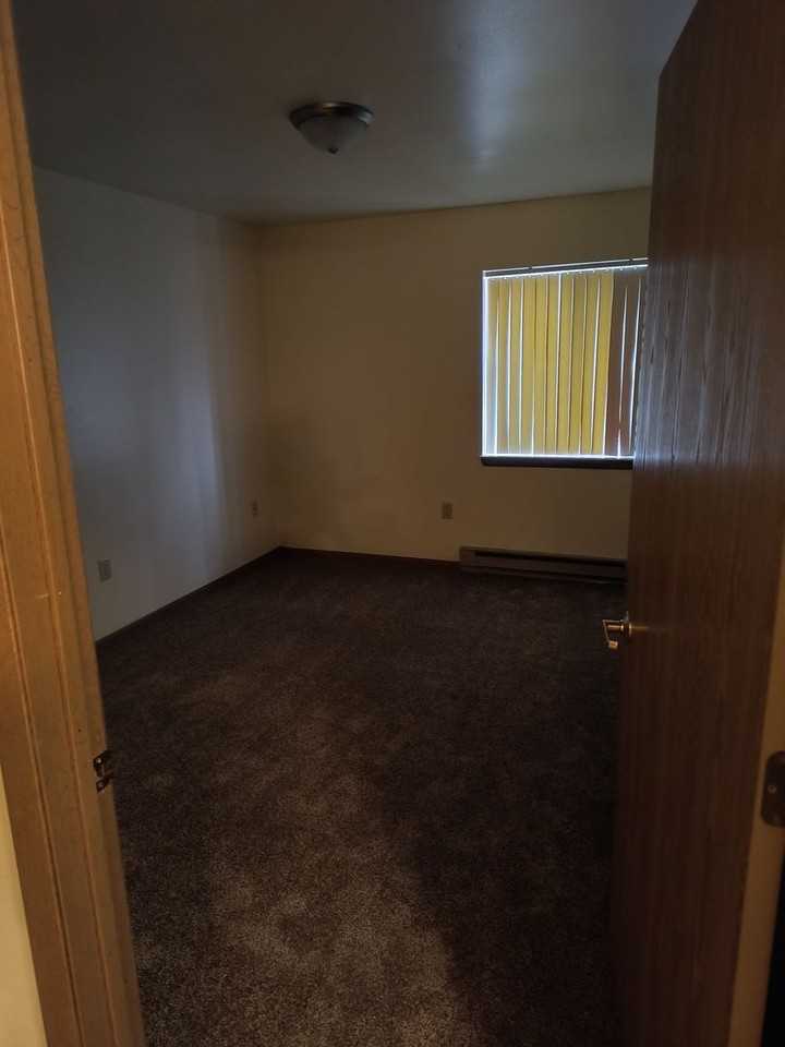 Glacier Valley Estates - Photo 7 of 29