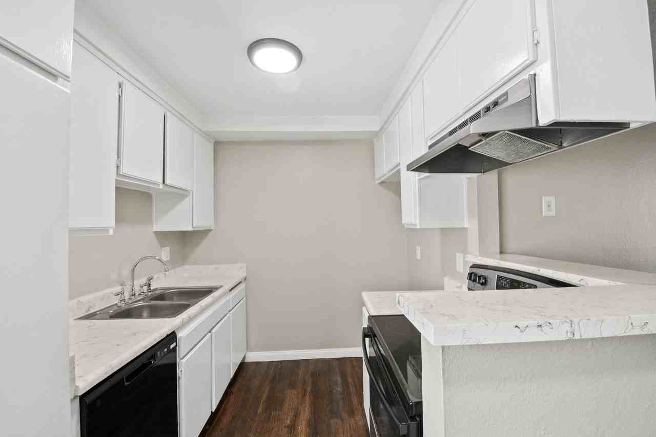 Mountain View Apartments - Photo 2 of 34