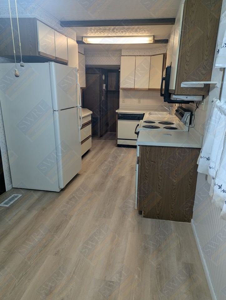 1038 Lyle Ave - Photo 6 of 18