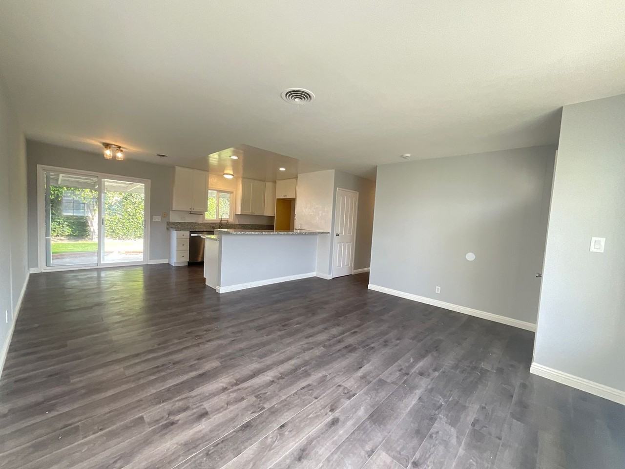 15052 Rice Cir - Photo 3 of 27