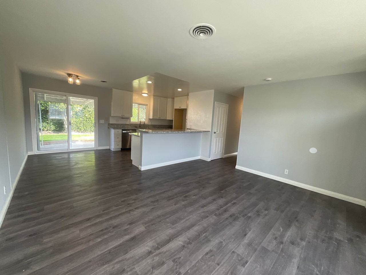 15052 Rice Cir - Photo 4 of 27