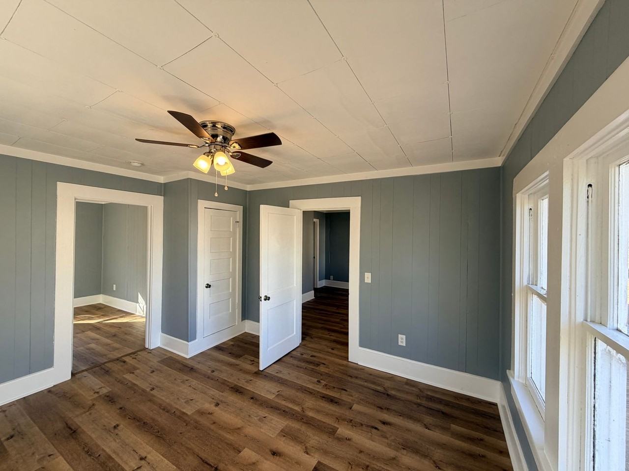 504 Pulaski Ave - Photo 4 of 32