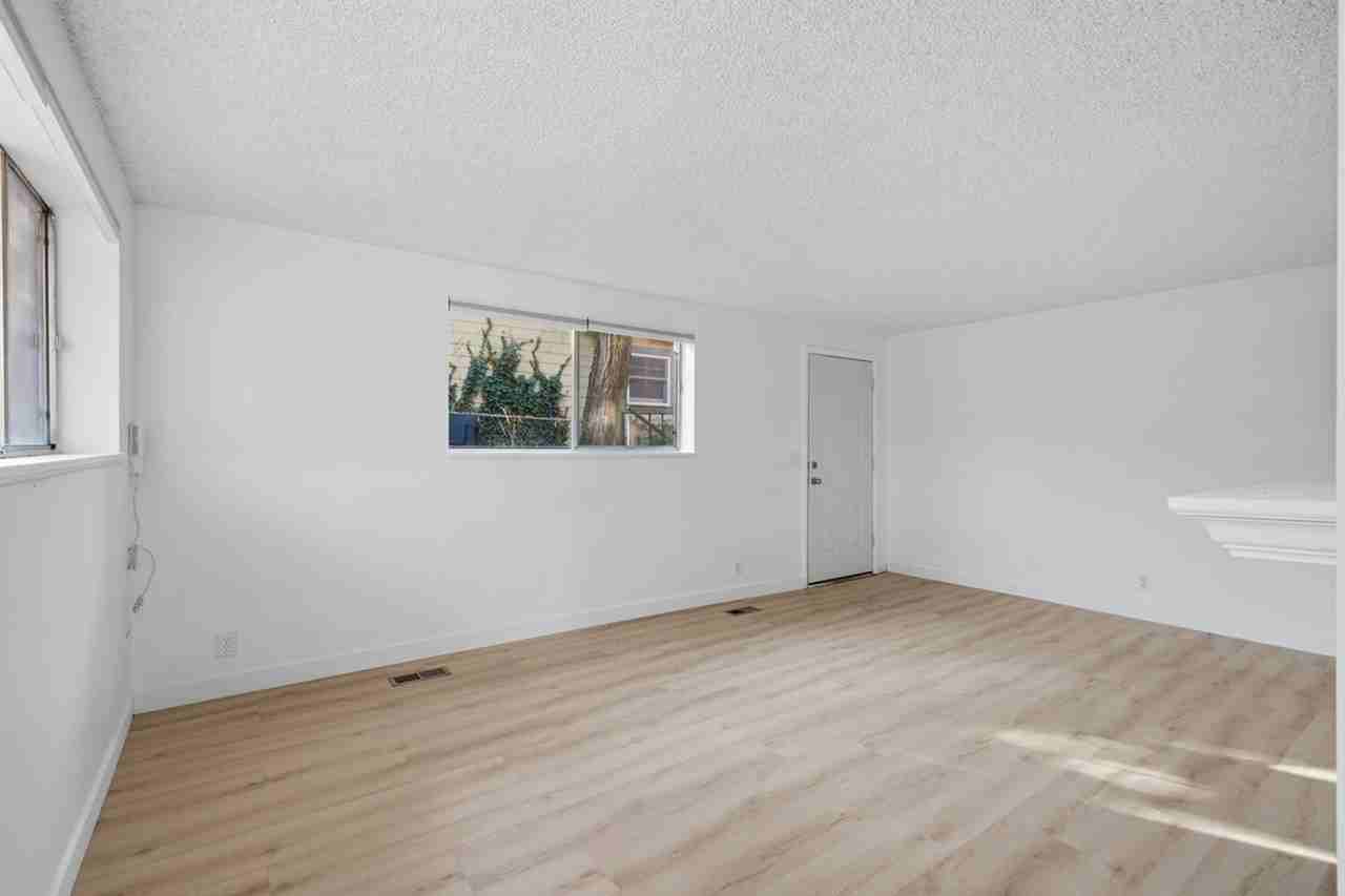 Windsor Apartments - Photo 3 of 17